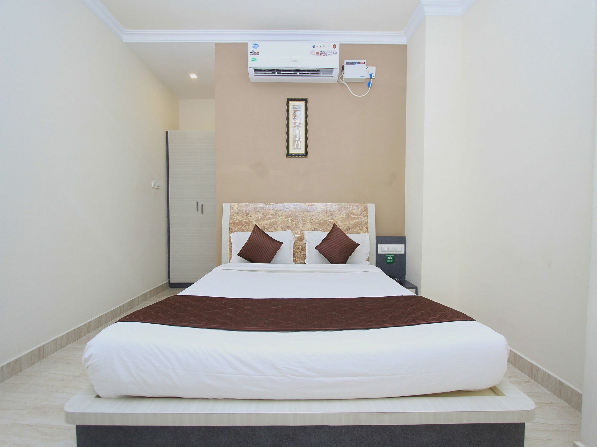 Oyo 8446 Bouvana Residency Pondicherry Exteriör bild