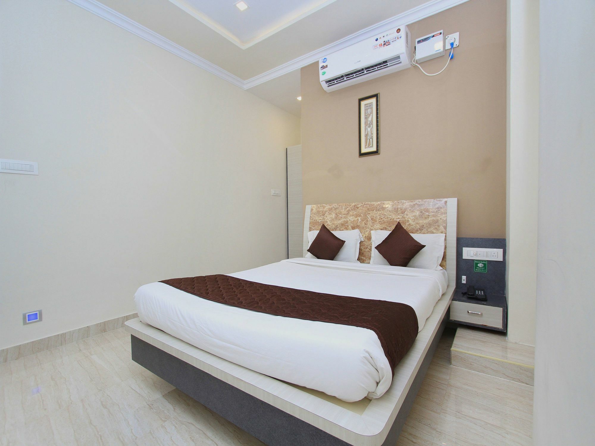Oyo 8446 Bouvana Residency Pondicherry Exteriör bild